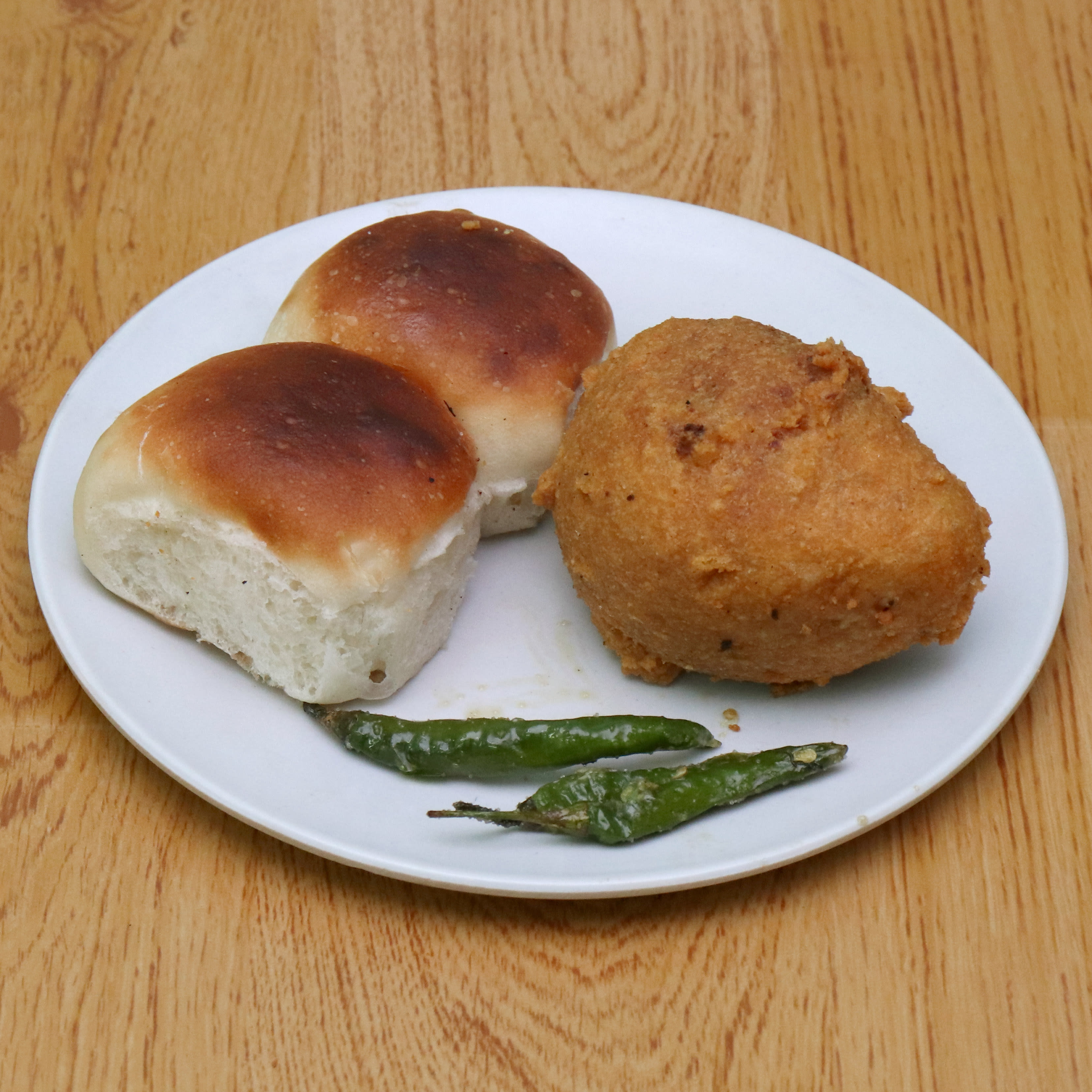 Shri Ghashilal Seth Vadapav - Logo