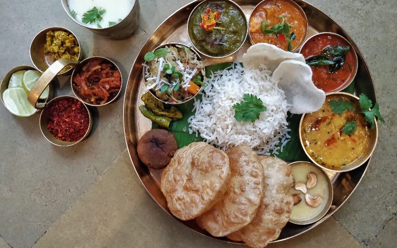 Shri Maharashtrian Thali - Logo