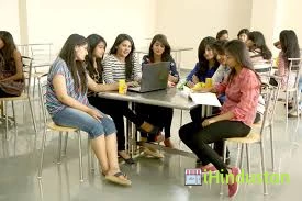 Shri Ratanlal Kanwarlal Patni Girls' College - Logo