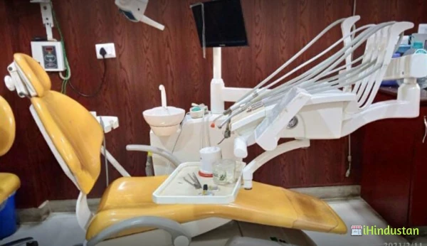 SHRI R K DENTAL CARE - Logo