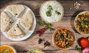 Shri Sai Tiffins Healthy Food - Cover photo