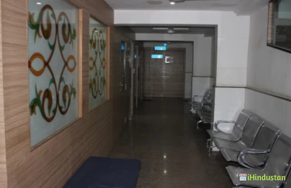 Shri Siddhi Vinayak Hospital - Logo