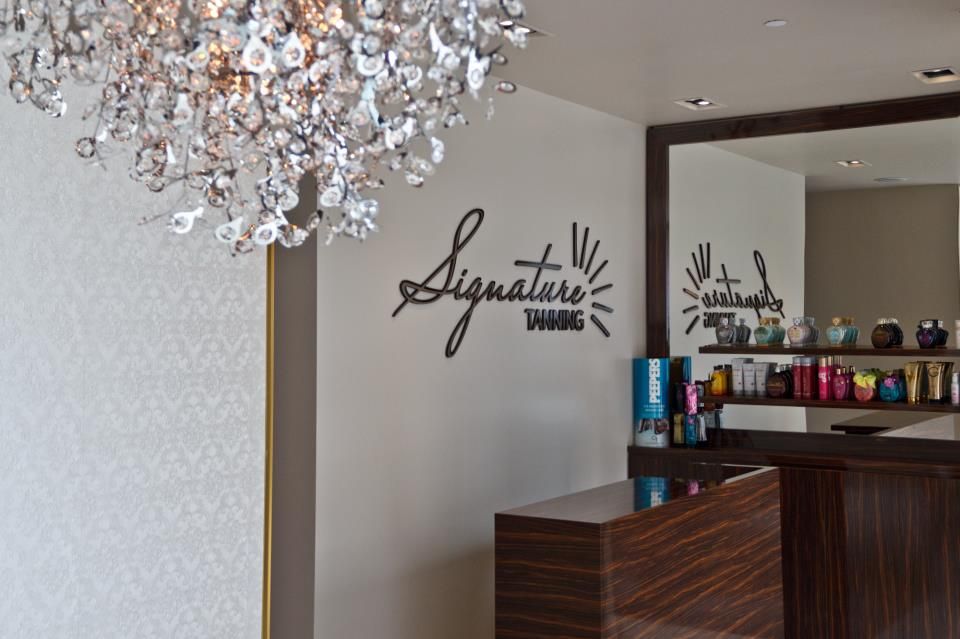 Signature Tanning - Logo