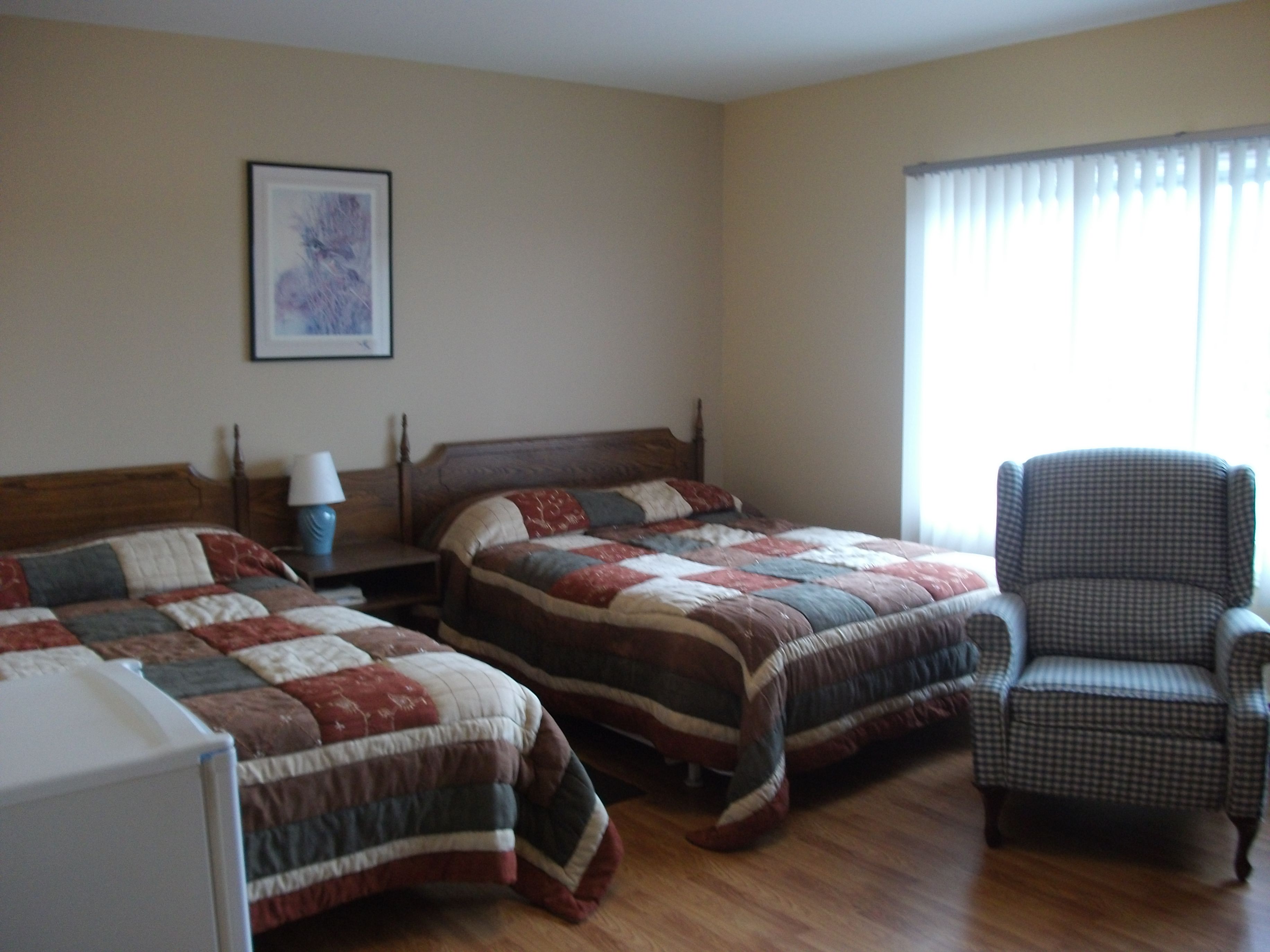 Silverwood Inn Hotel - Logo