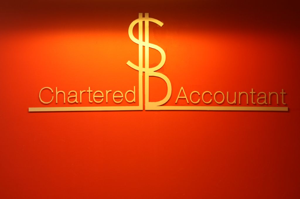 Simeen Bhanji Chartered Accountant - Cover photo