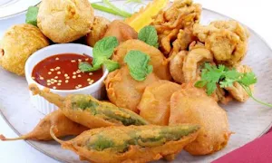 Sindhi Pakode - Logo