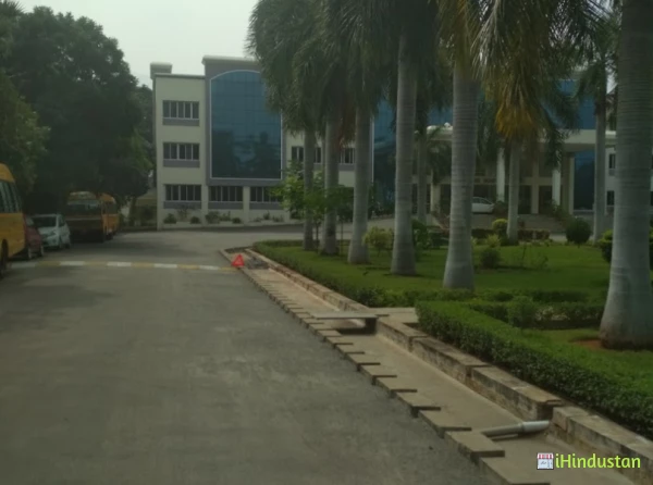 Sivaraj Siddha Medical College - Logo