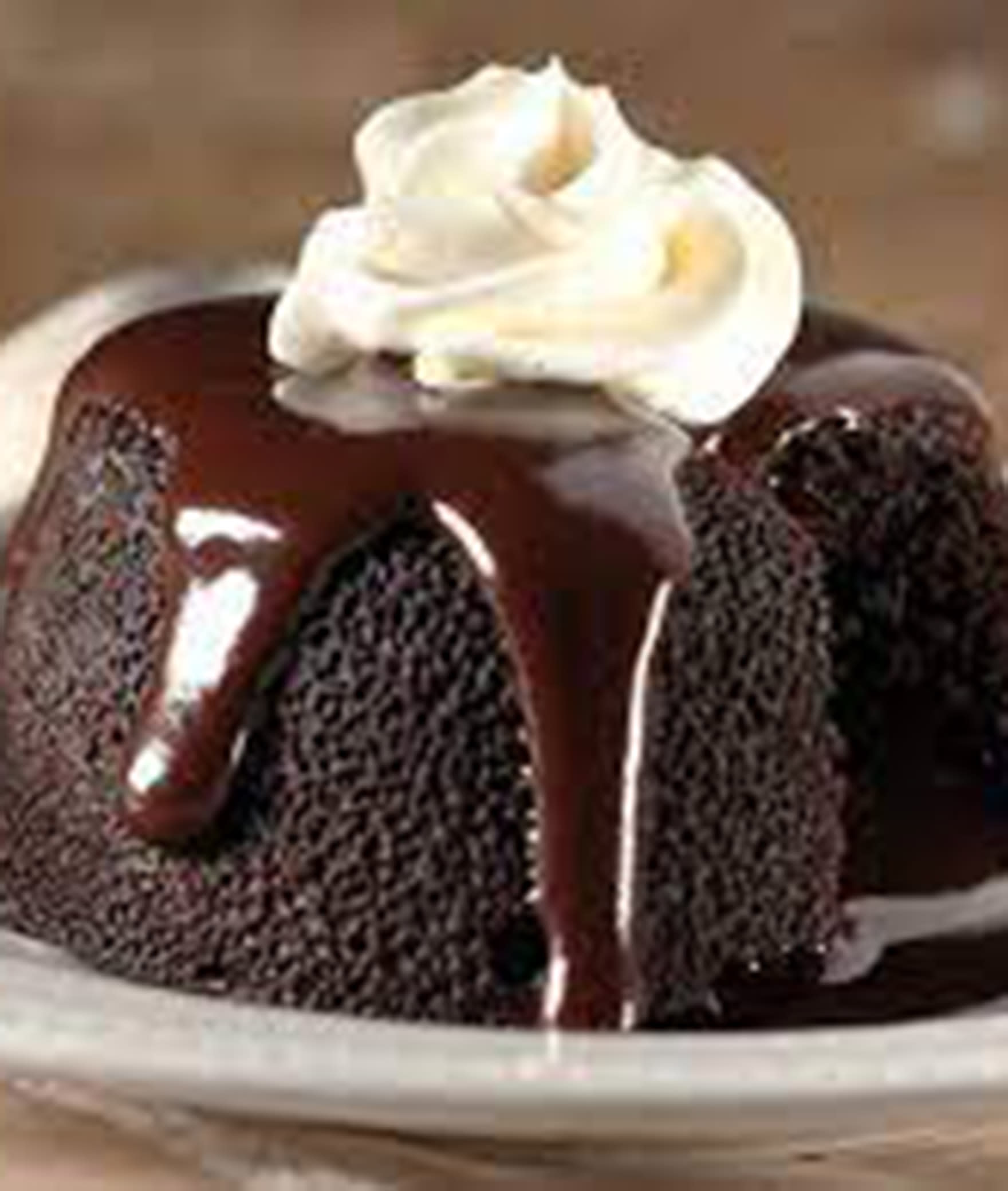 SK CAKES - Logo