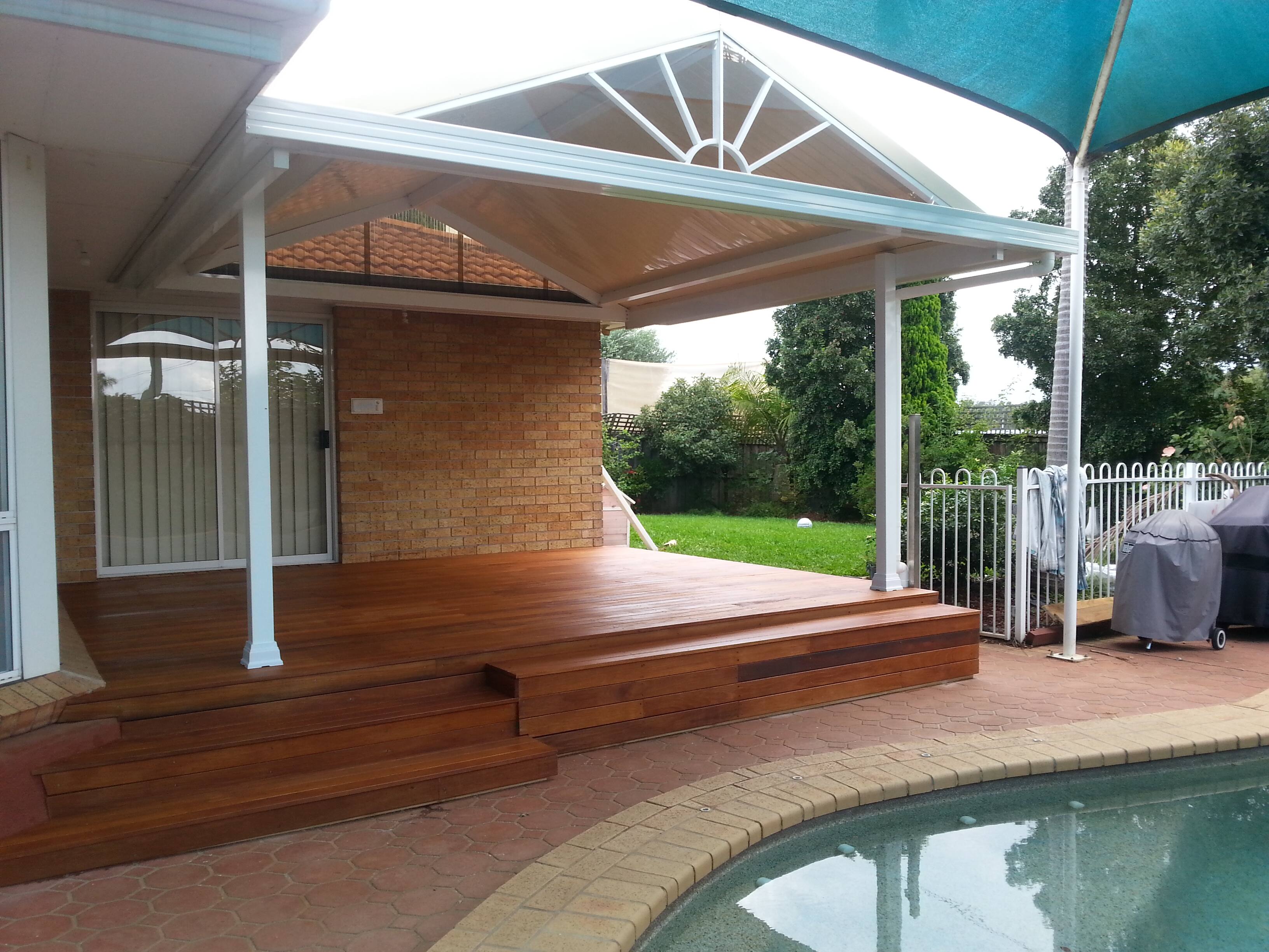 SLM Carports - Logo