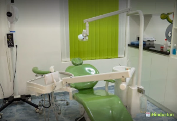 Smile32 Dental Care - Logo