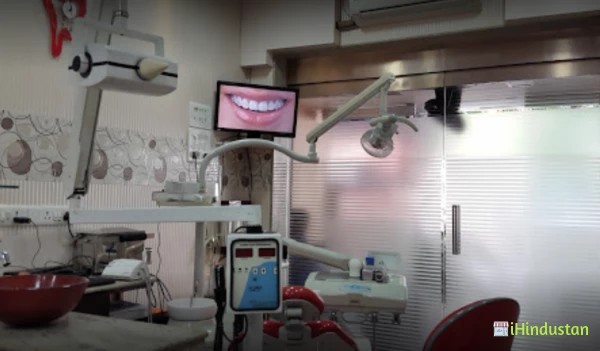 Smile n shine Dental Clinic - Logo