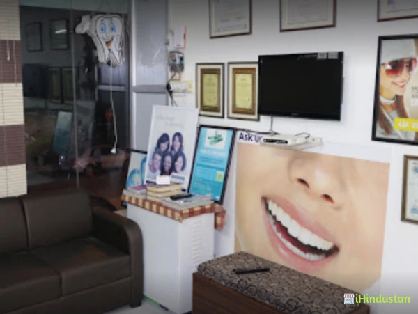Smiles & Braces Dental & Orthodontic Clinic - Logo