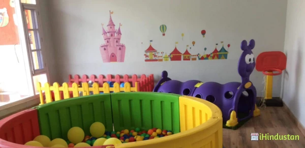Smiling Kiddies Playway School - Logo