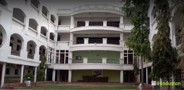 Smt. Radhikatai Pandav College of Engineering - Logo