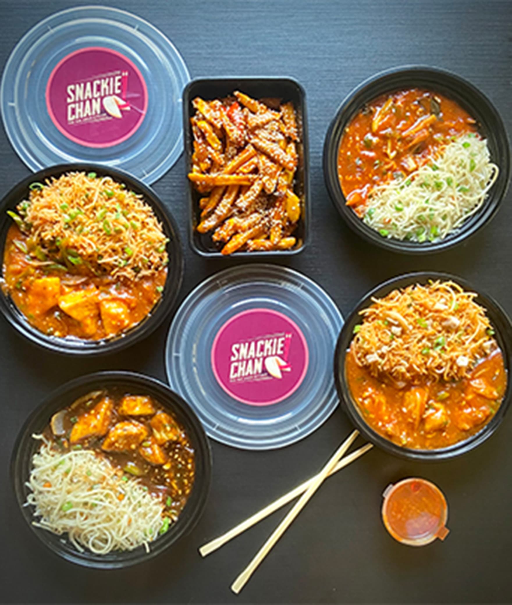 Snackie Chan - Logo