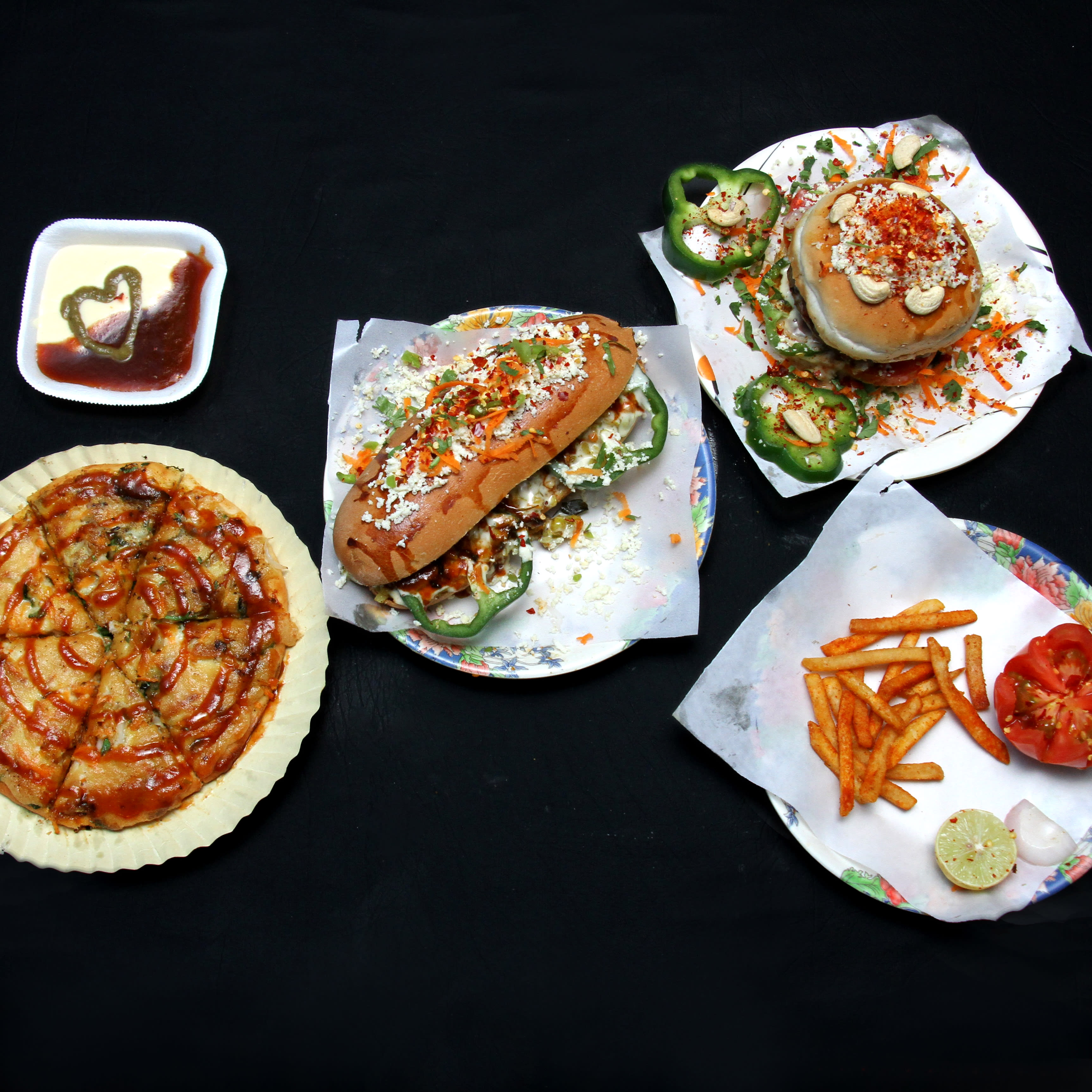 Snow Field Pizza Point - Logo