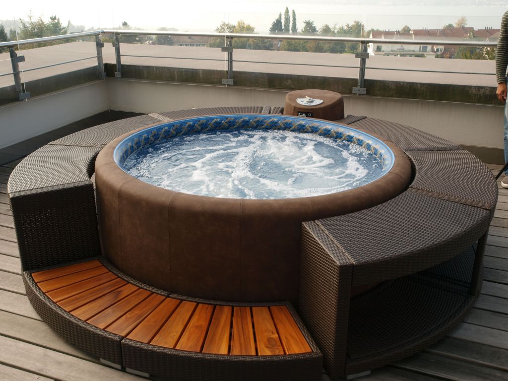 Softub - Logo