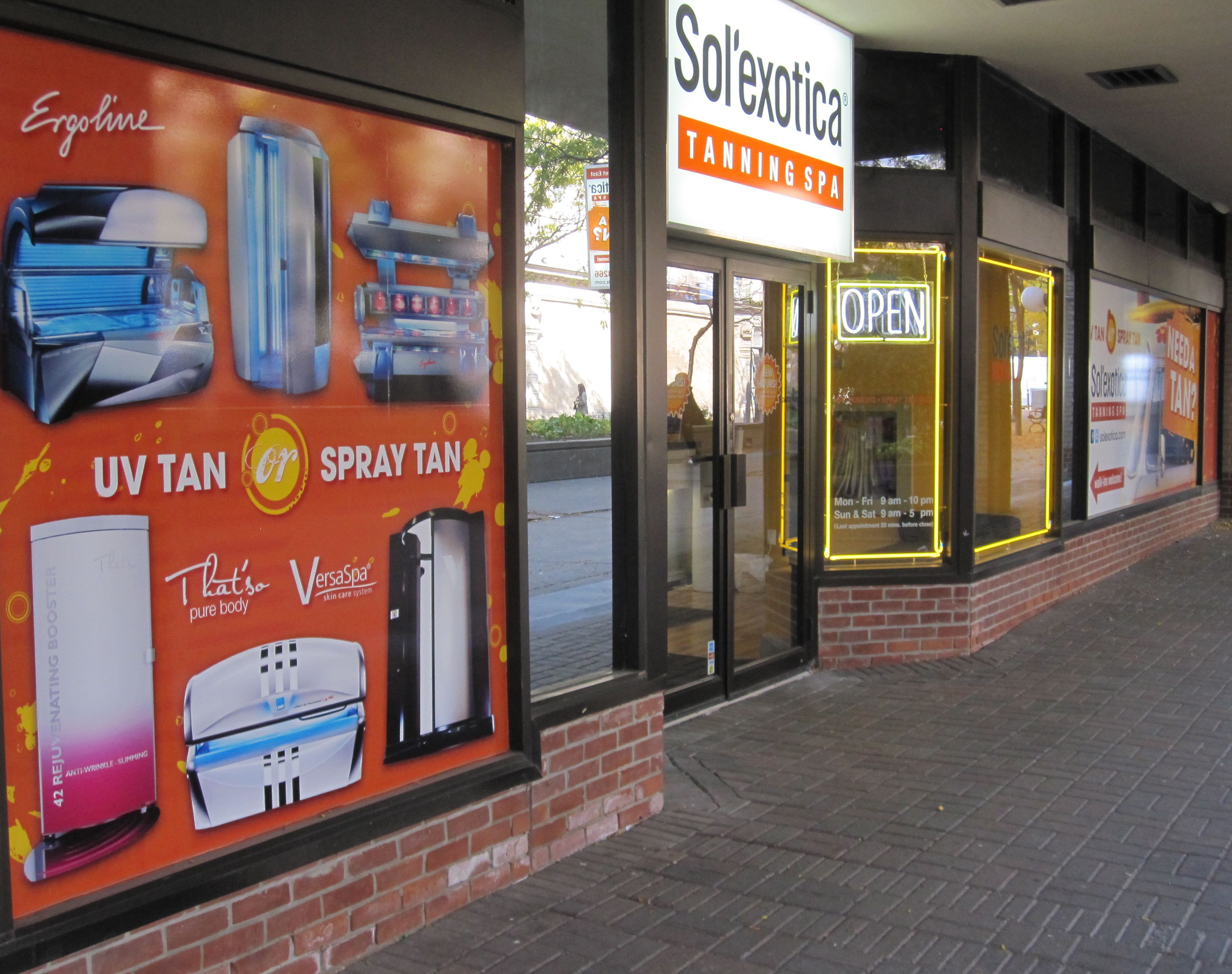 Sol&s;exotica Tanning Spa - Logo