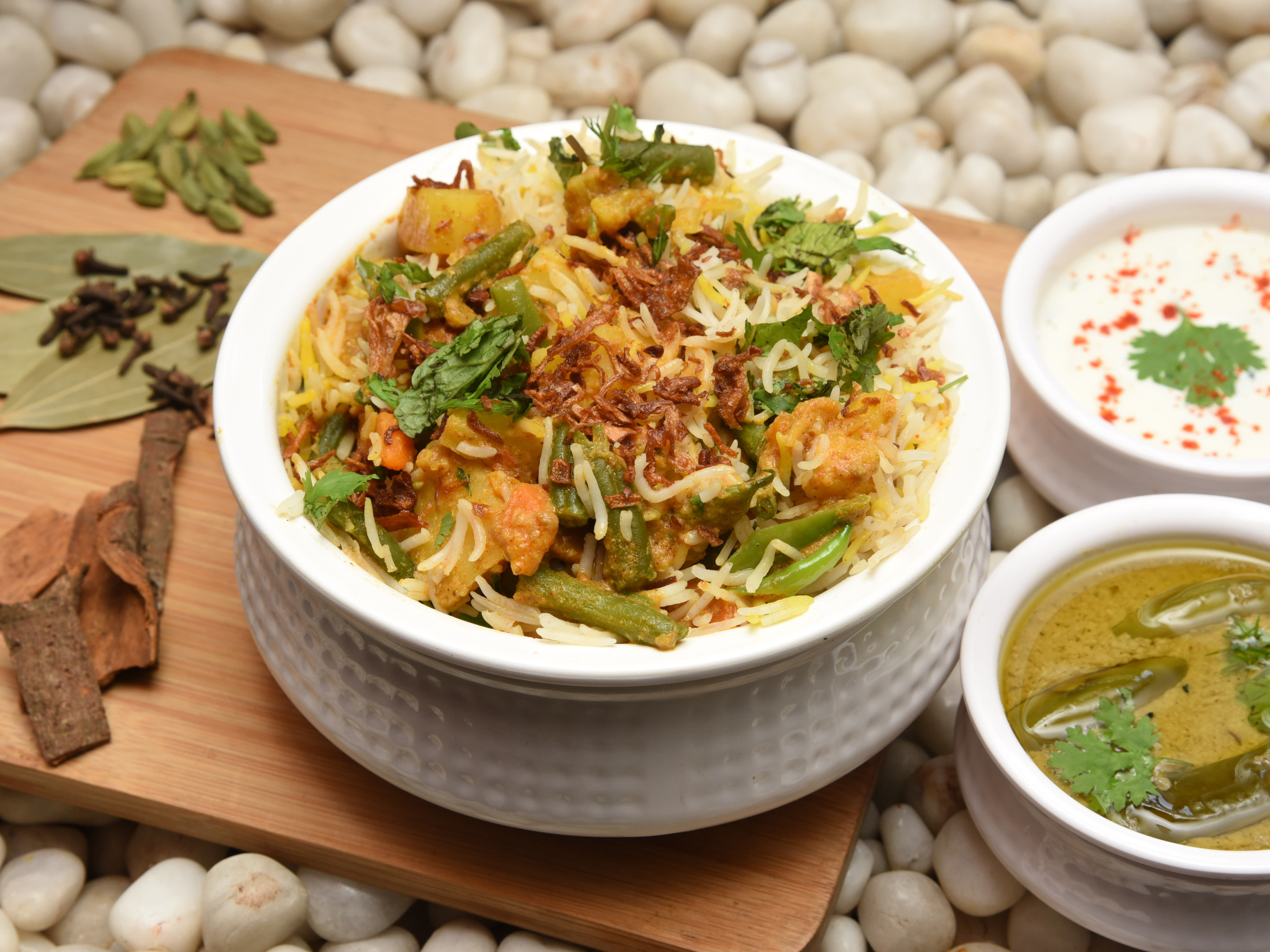 SOMU CHICKEN KABAB CENTER DONE BIRYANI - Logo