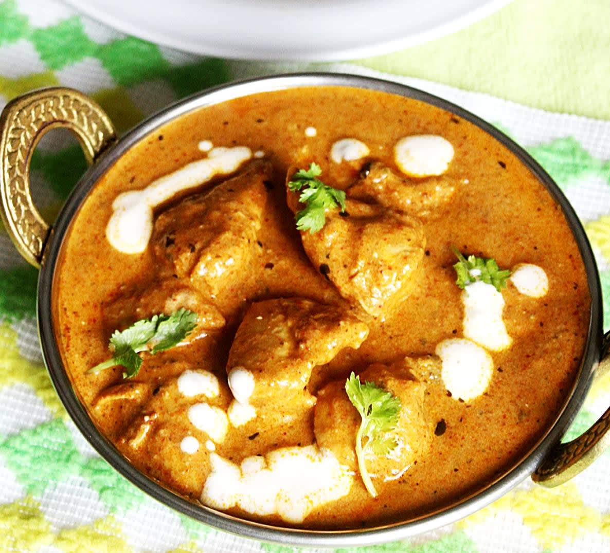 SONU CHICKEN - Logo