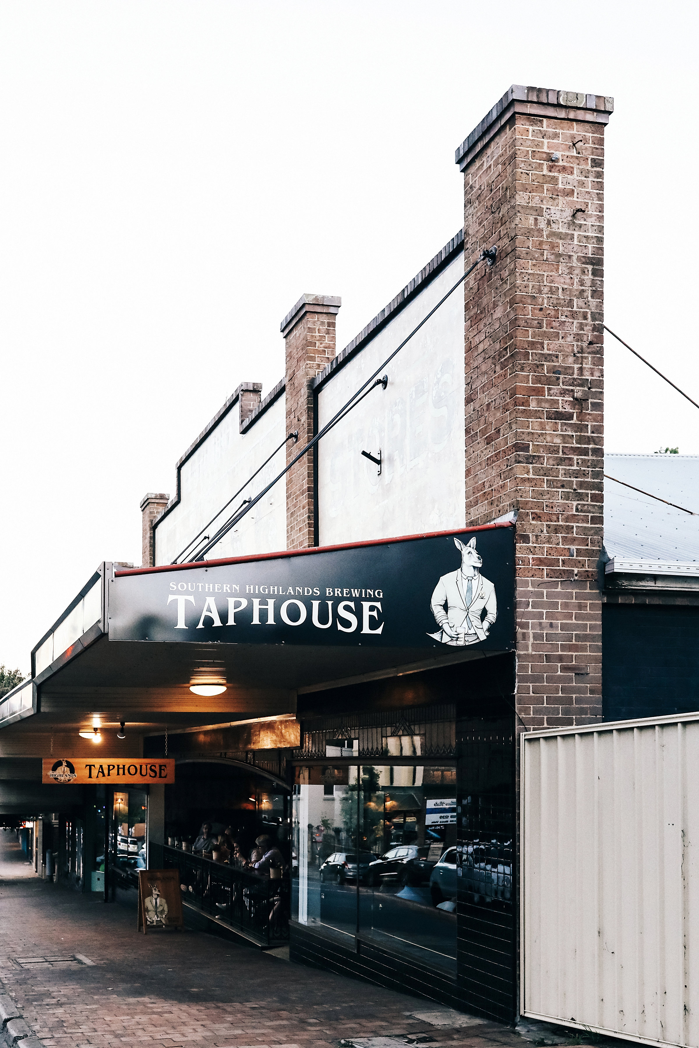 Southern Highlands Brewing & Taphouse - Logo