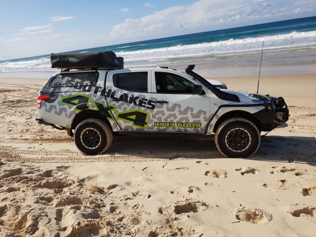 Southlakes 4X4 - Logo