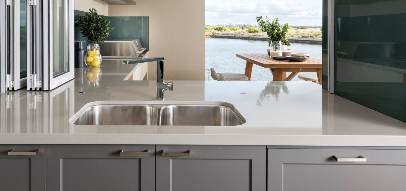 South West Solid Surfaces - Logo