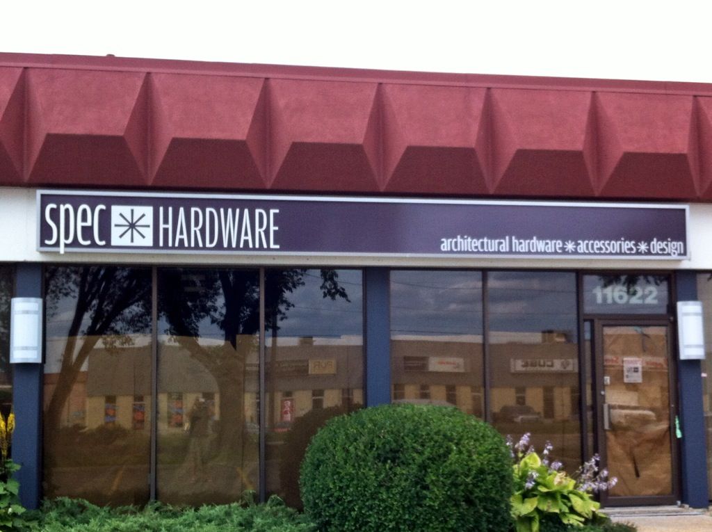 Spec. Hardware - Logo