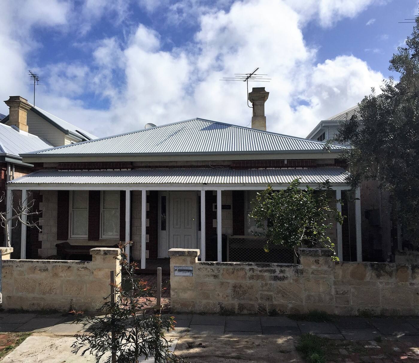Speedy Roofs - Cover photo