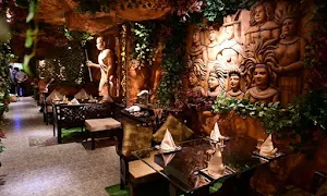 Spice Caves - Logo