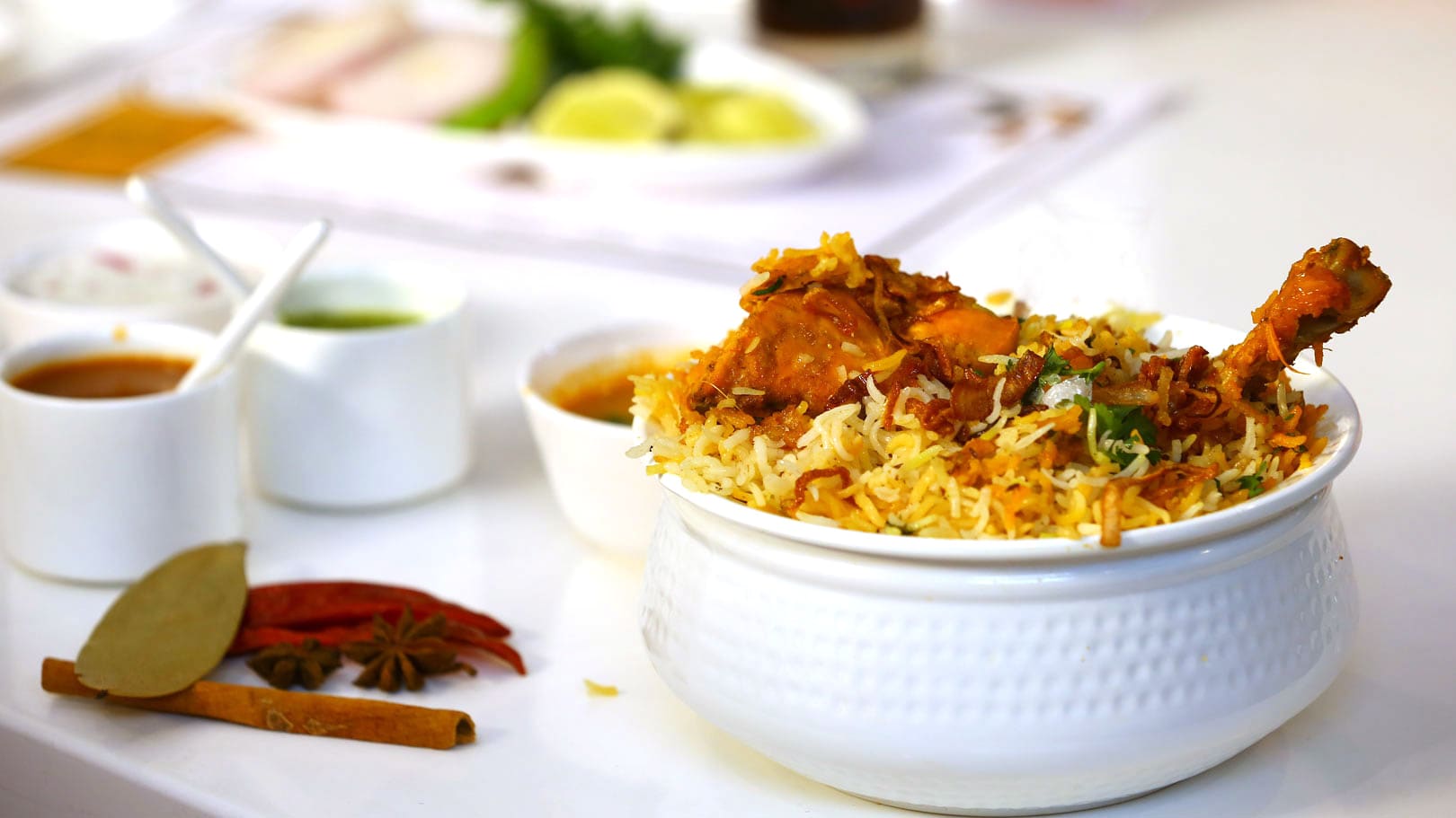 spicy kitchen - Logo