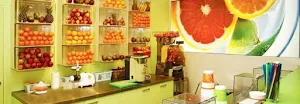 Squeez Juice Bar - Logo