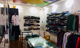 SR Fashion - Logo