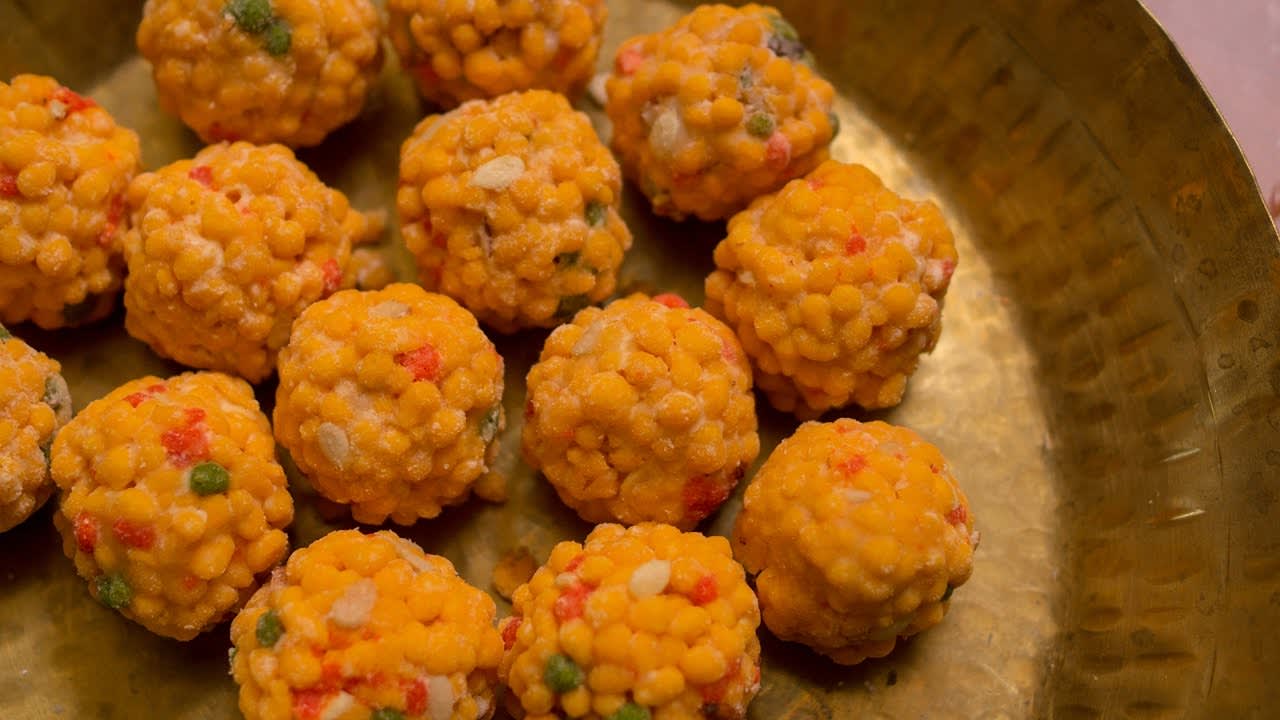 SRI BALAJI MUNNALAL MITHAI BHANDAR - Logo