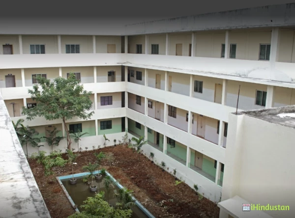 Sri Lakshmi Ammaal Engineering College - Logo