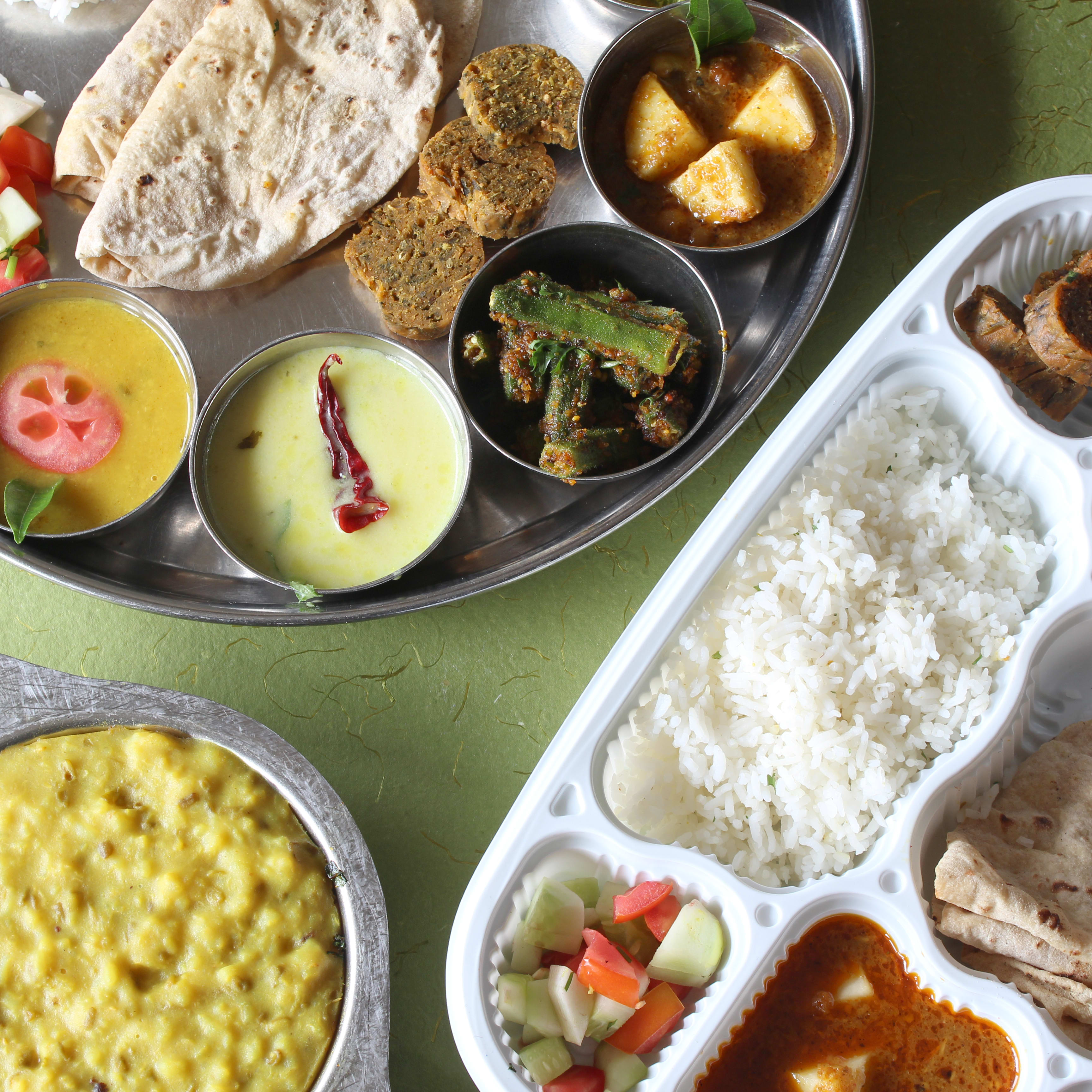 Sri Murlidhar Veg Thali - Logo