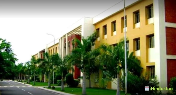 Sri Ranganathar Institute of Polytechnic College - Logo