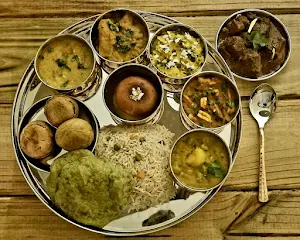 Sri Renuka Yellamma Tea & Tiffin's - Logo
