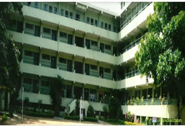 Sri Sarvajna College of Education - Logo