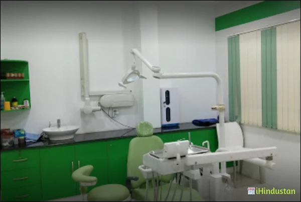 SRISHTI DENTAL CLINIC - Logo
