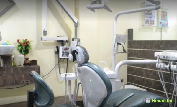 Sri Sowdambika Dental - Logo