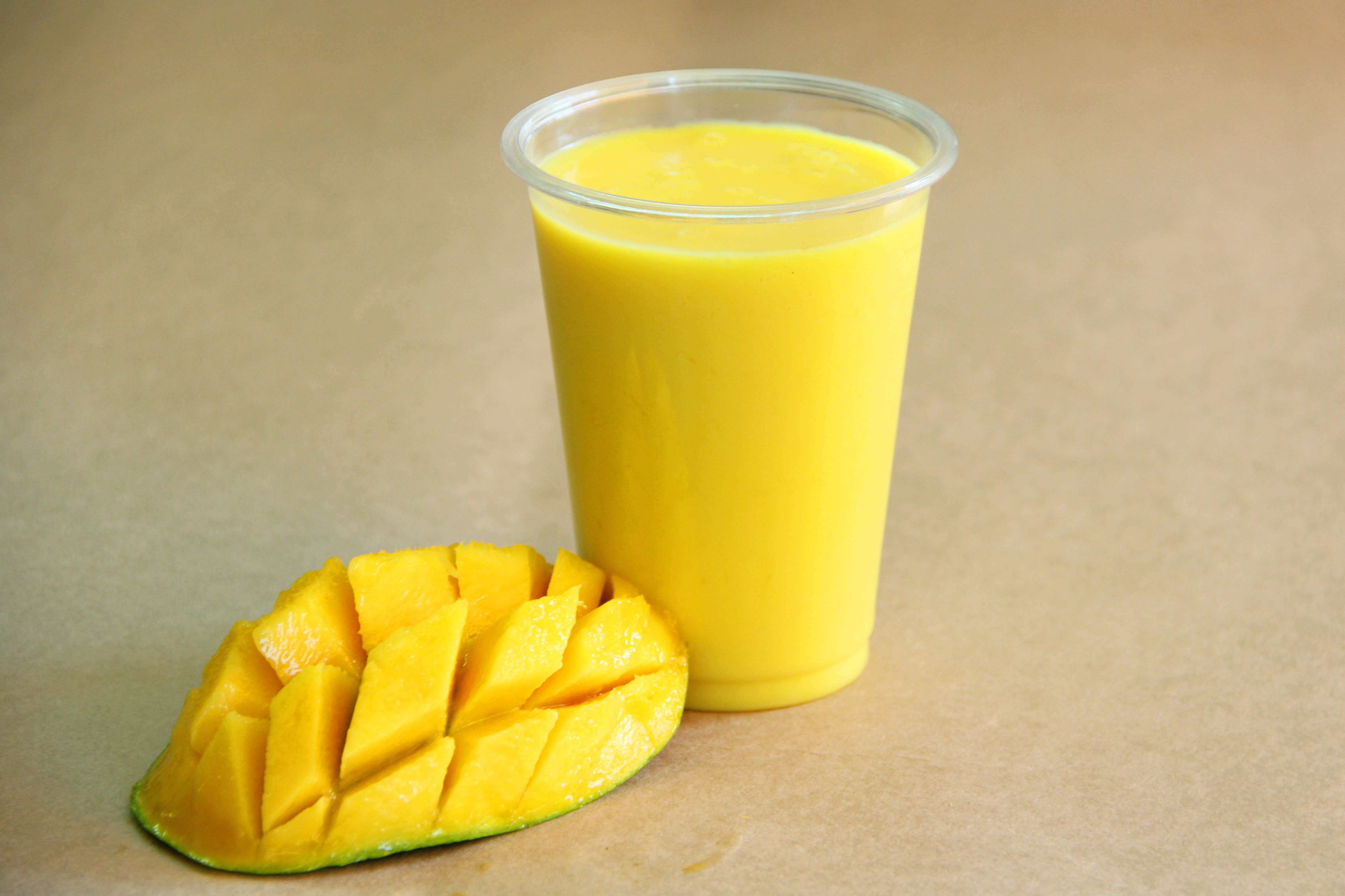 SRI UDUPI FRUIT JUICE CENTRE - Logo