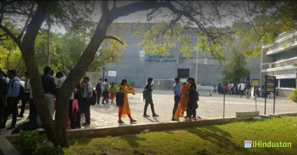 Sri Venkateswara College of Engineering - Logo