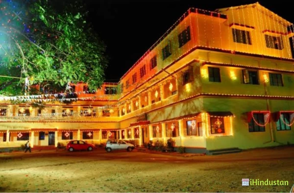 Sri Venkatramana Women's College - Logo