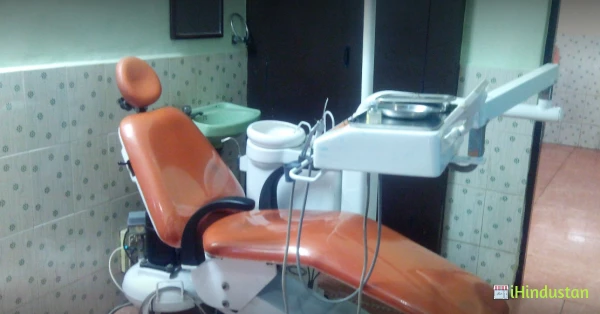 SRM Dental Clinic - Logo
