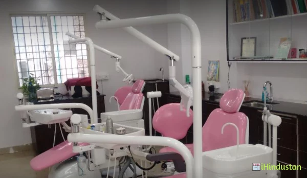 SR Superspeciality Dental Clinic and Implant Center - Logo