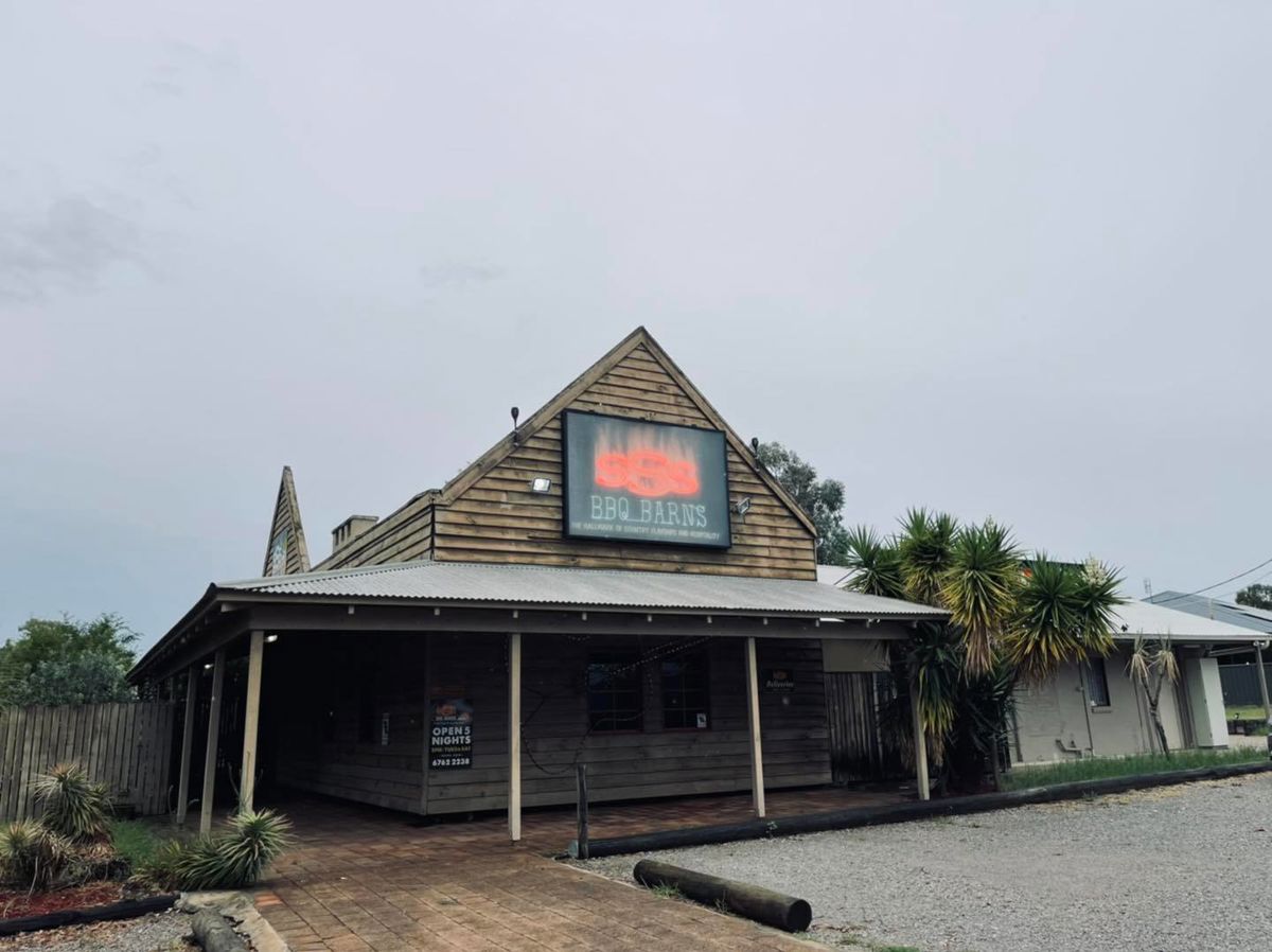 sSs BBQ Barn-Coffs Harbour - Logo