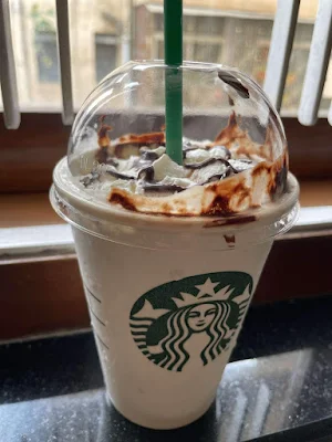 Starbucks - Logo