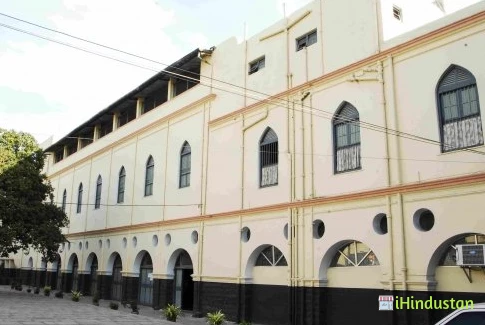 St Ann's High School - Logo