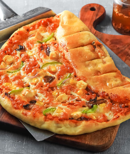 Starboy Pizza & Shakes - Logo